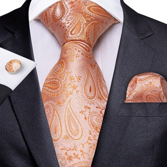 Cravate de luxe de couleur orange motif cachemire, en soie pour homme, boutons de manchettes et pochette carrée assortis, coordonnés et offerts